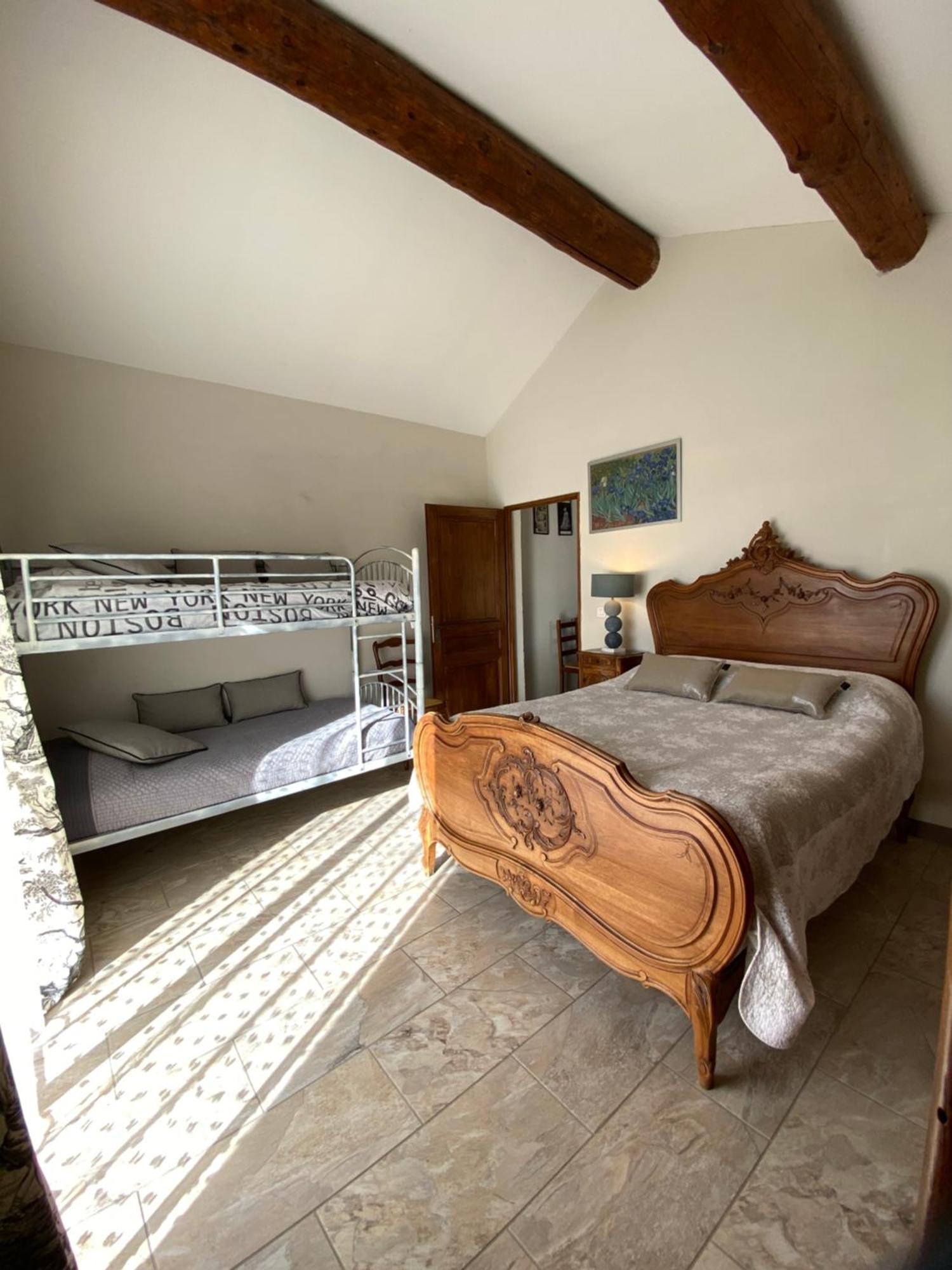 Villa La Petite Garrigue Mérindol Esterno foto
