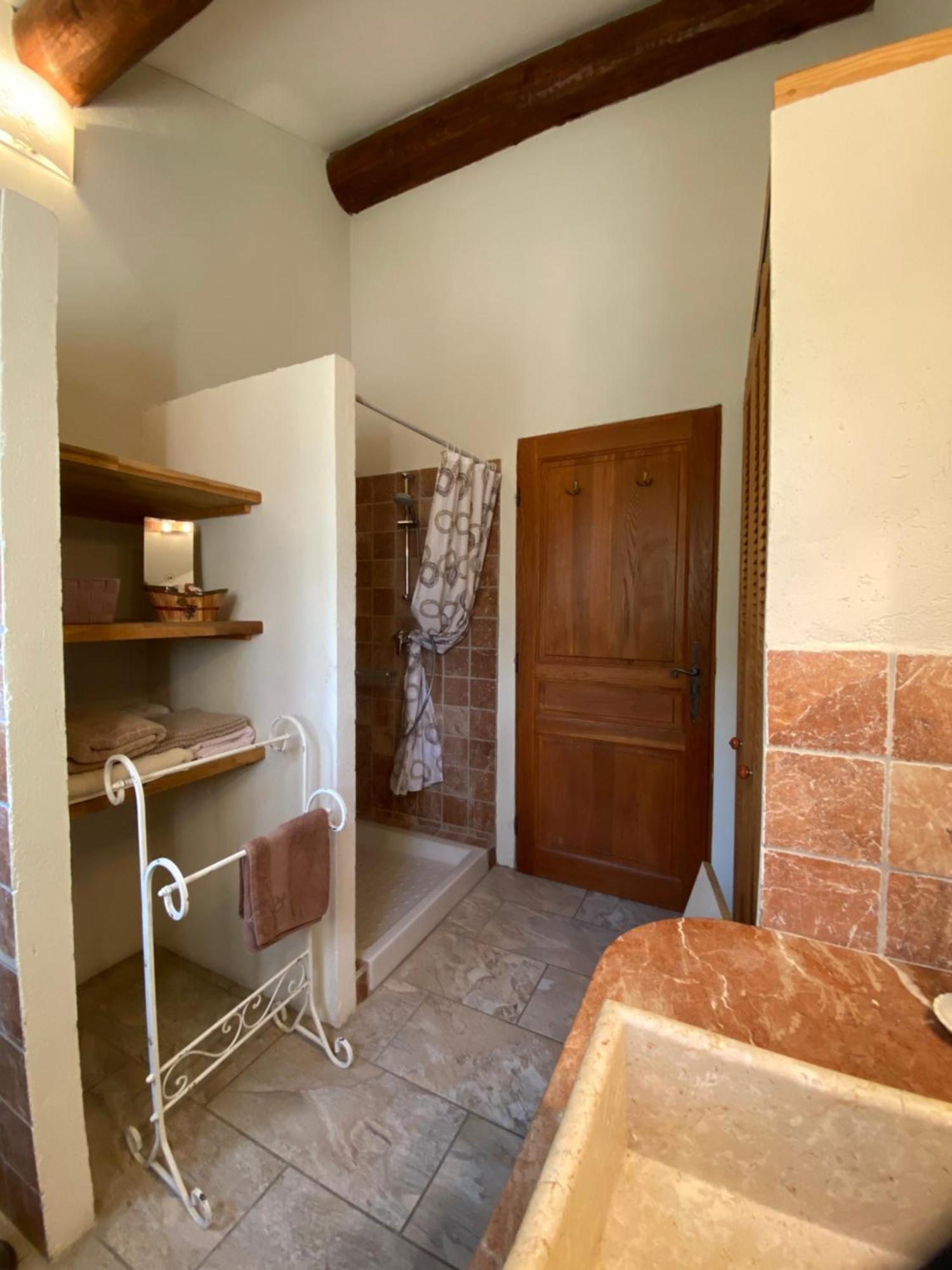 Villa La Petite Garrigue Mérindol Esterno foto