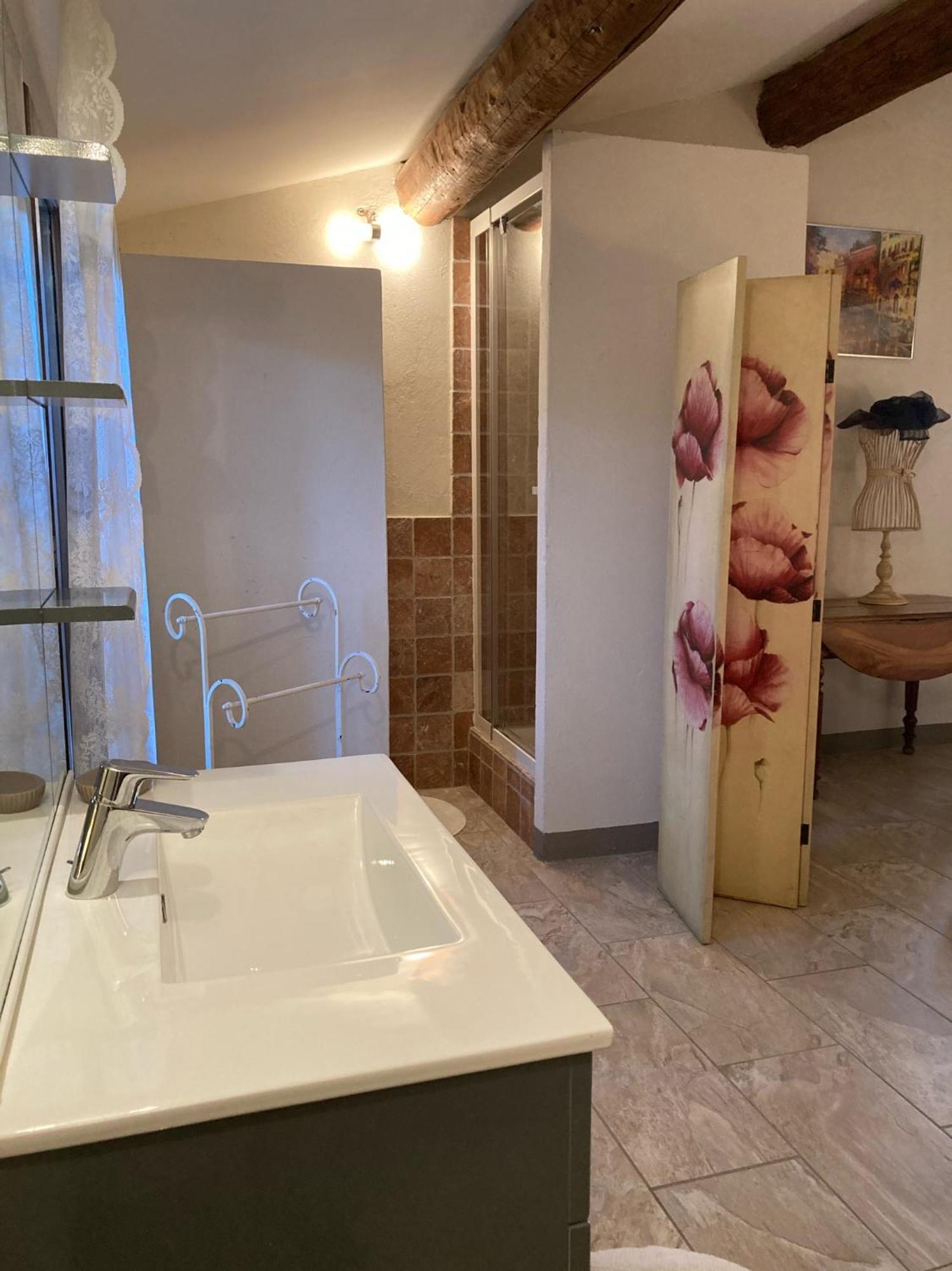 Villa La Petite Garrigue Mérindol Esterno foto