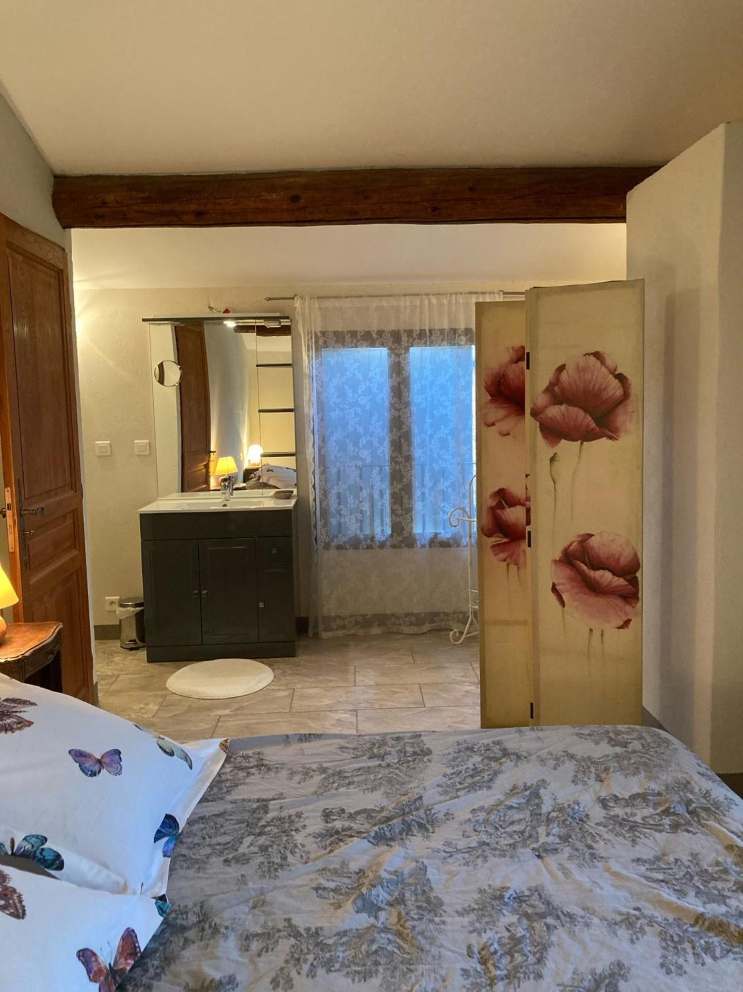 Villa La Petite Garrigue Mérindol Esterno foto