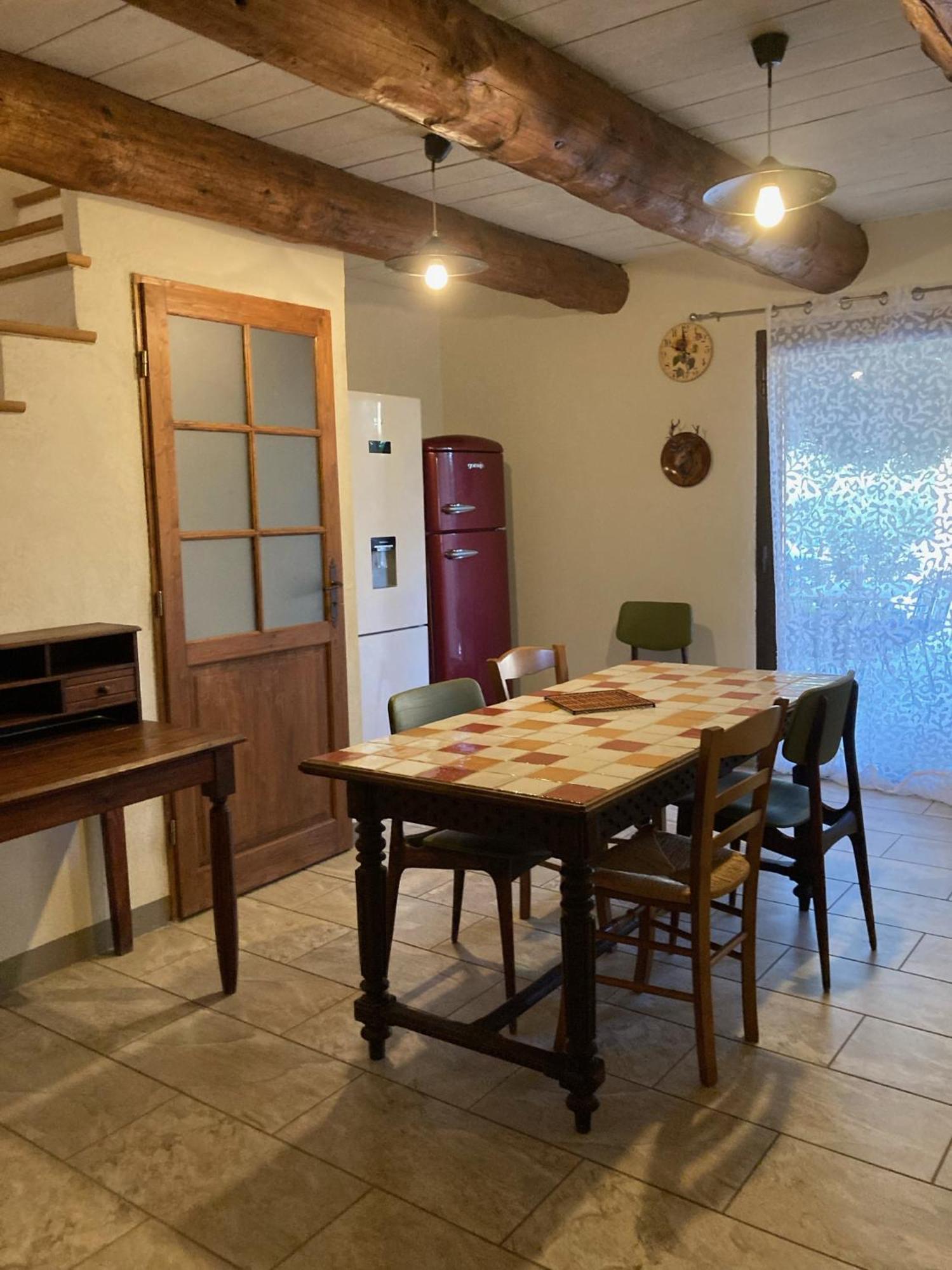 Villa La Petite Garrigue Mérindol Esterno foto