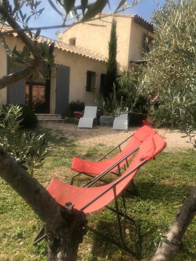 Villa La Petite Garrigue Mérindol Esterno foto